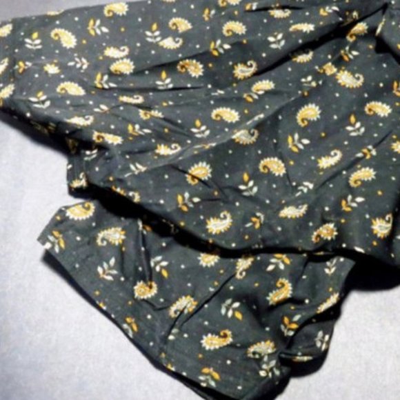 Black Paisley Floral Print Silky Baggy Pants - Picture 2 of 3